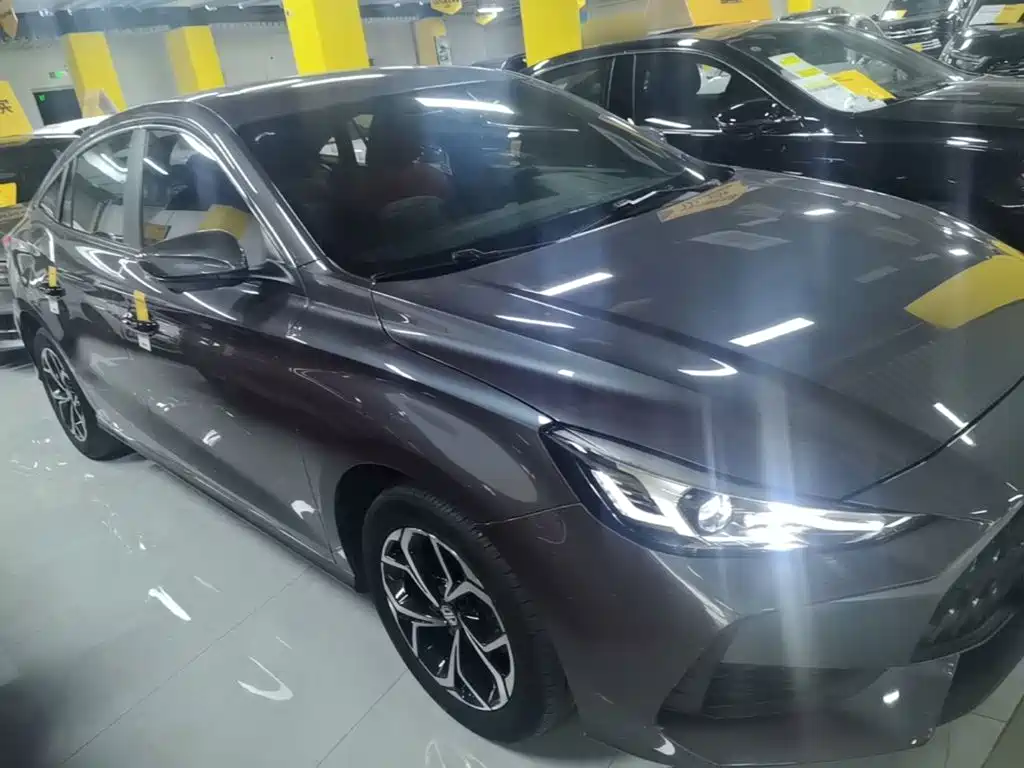 MG MG5 — миниатюра 4
