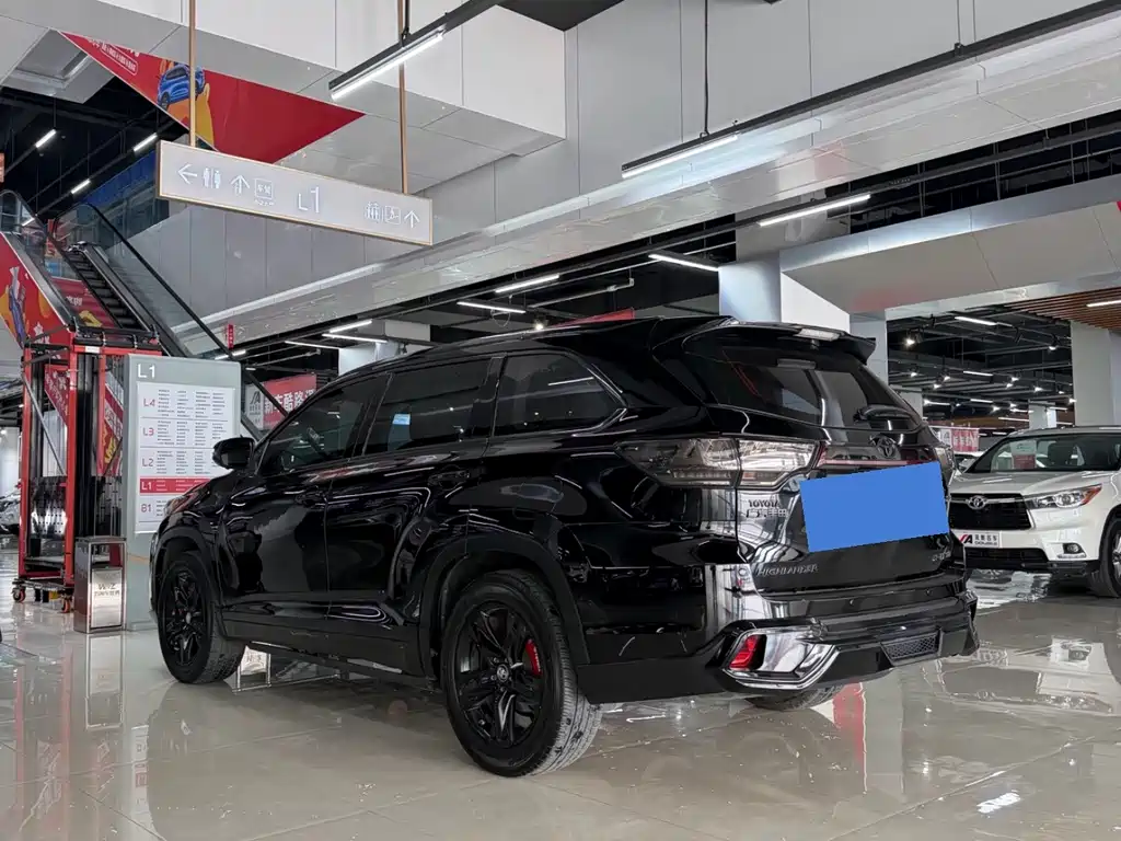 Toyota Highlander — миниатюра 3