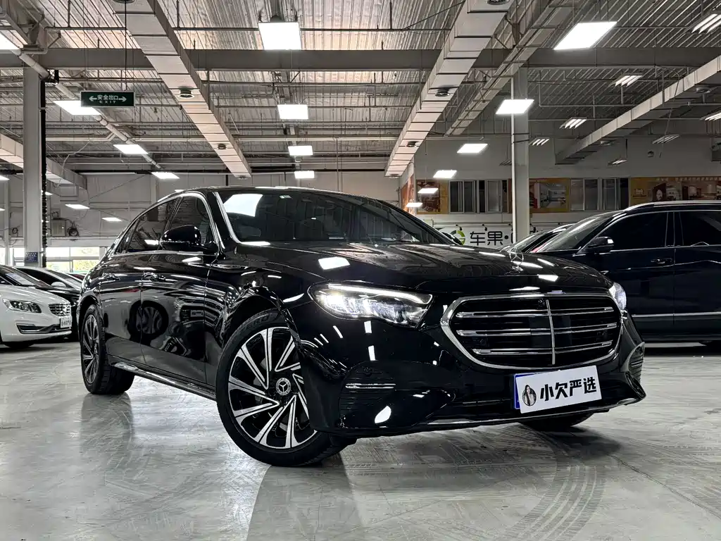 Mercedes-Benz E-Class — миниатюра 3