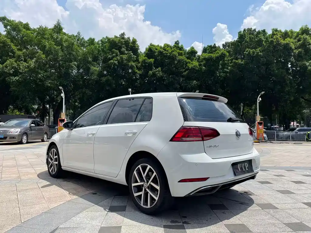 Volkswagen Golf — миниатюра 5