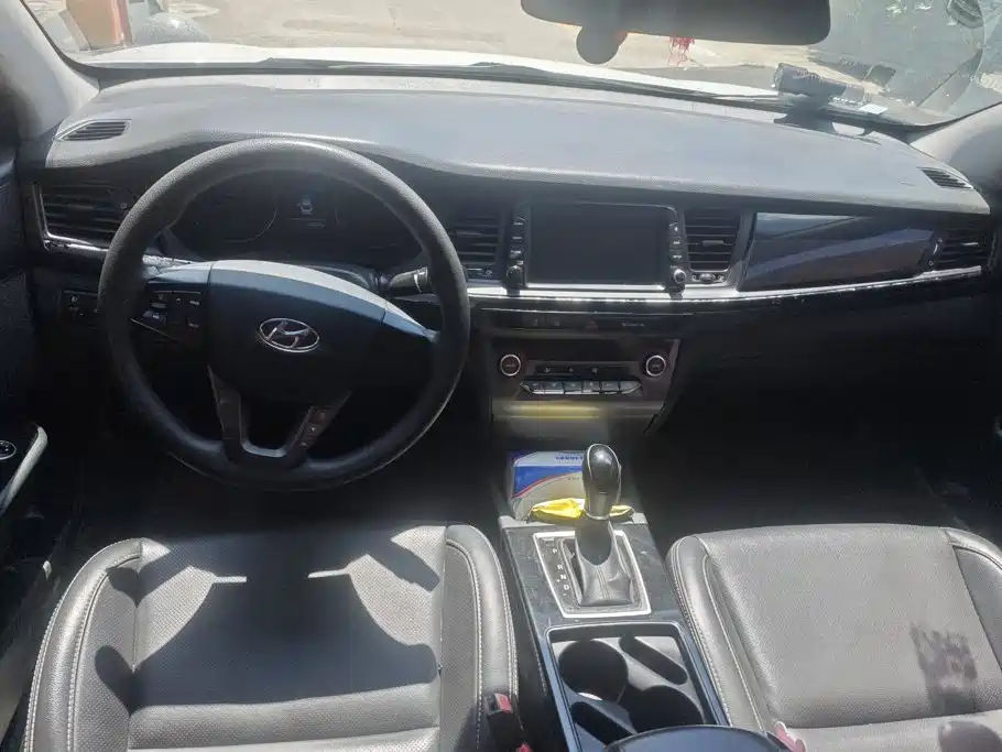 Hyundai Mistra — миниатюра 12