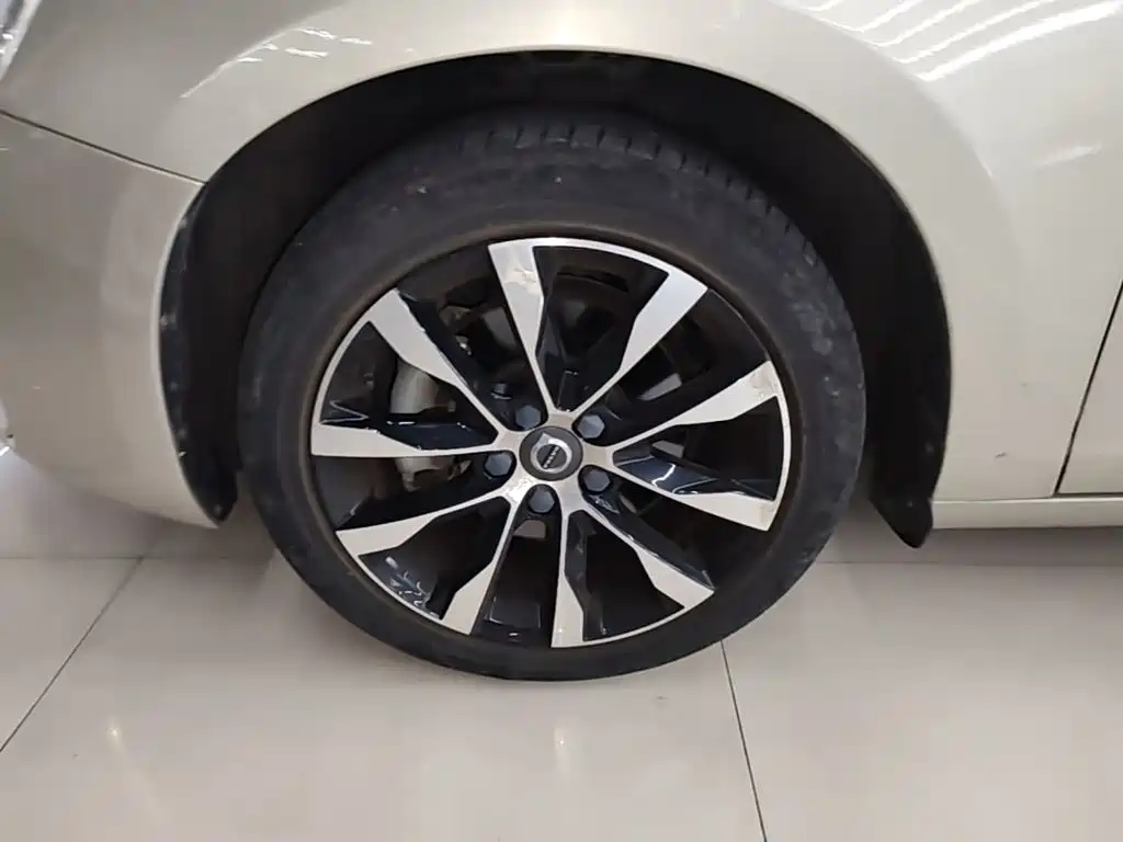 Volvo S60 — миниатюра 23