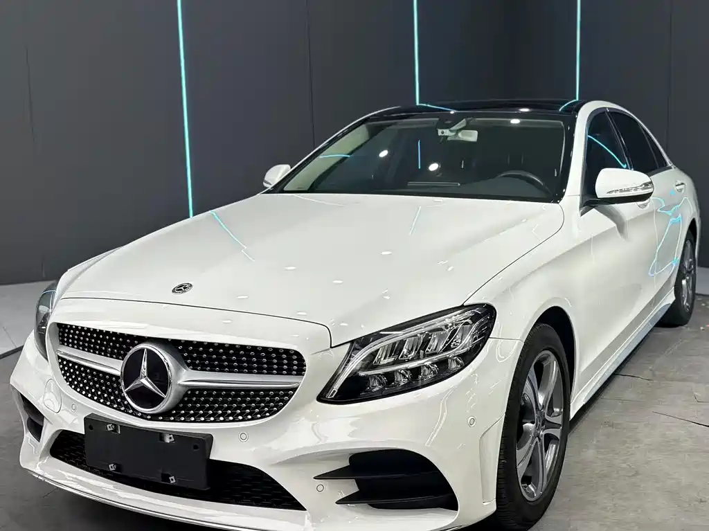 Mercedes-Benz C-Class 2020