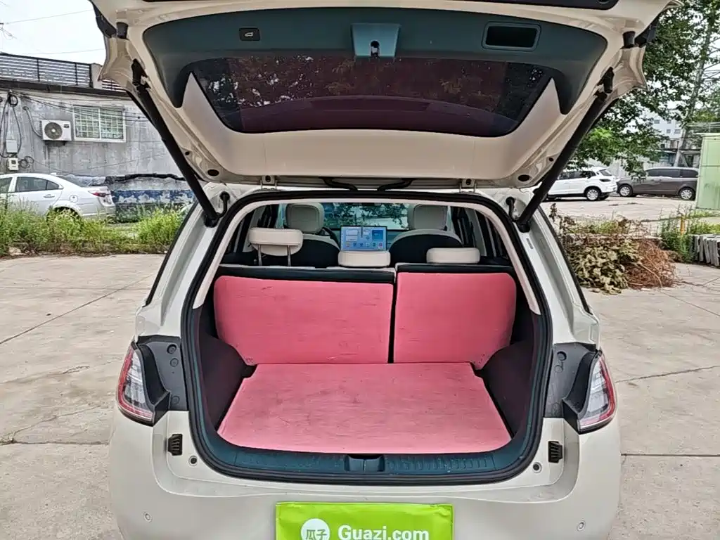 Baojun Yunduo — миниатюра 19