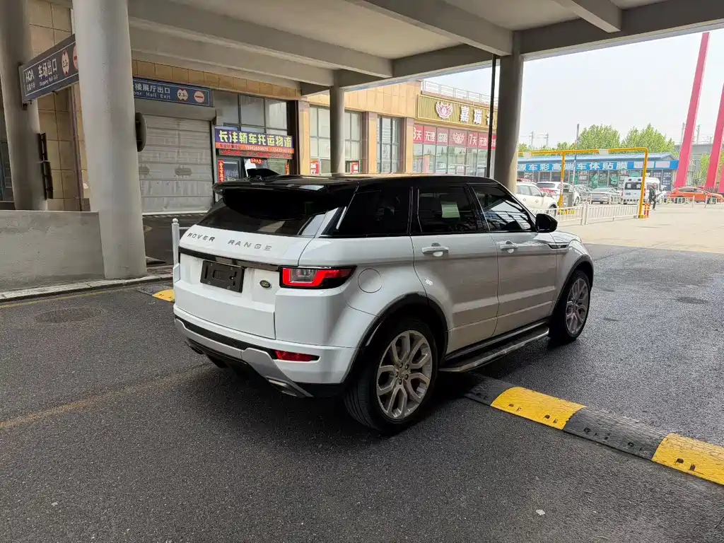 Land Rover Range Rover Evoque 2018 240PS SE DYNAMIC