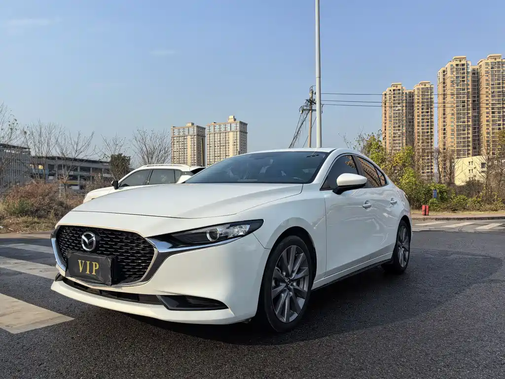 Mazda 3 Axela 2021