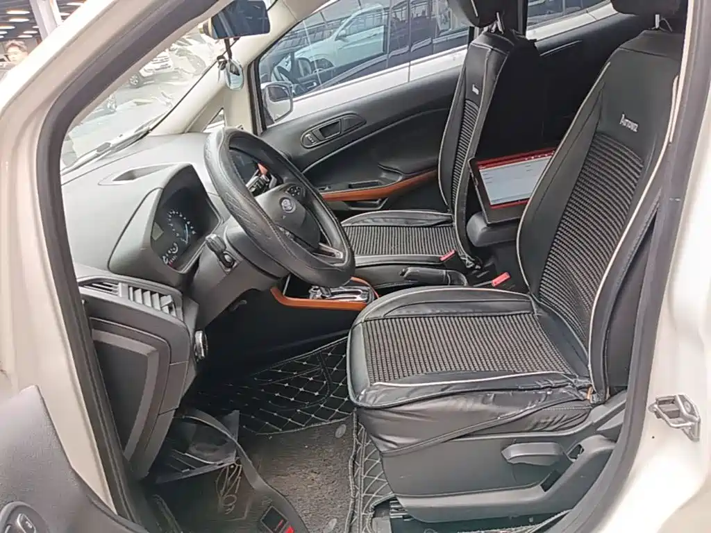 Ford Ecosport — миниатюра 15