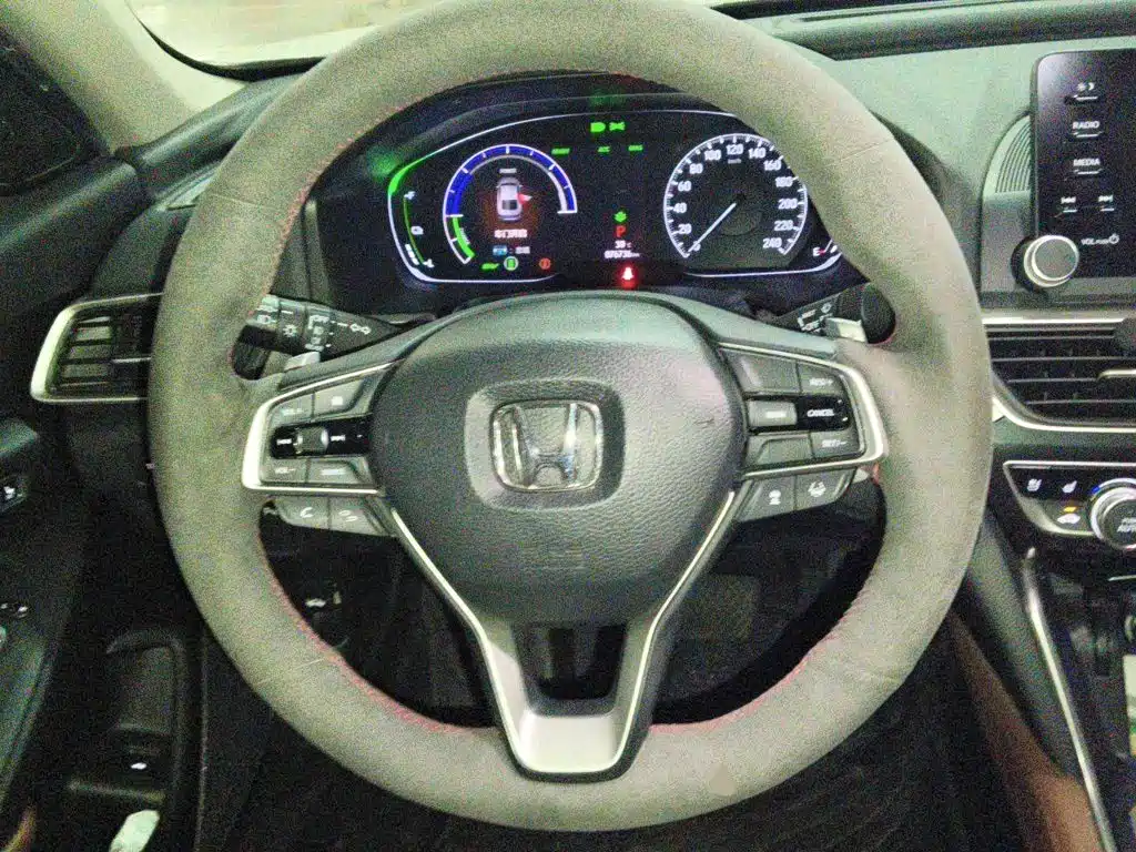 Honda Inspire — миниатюра 11