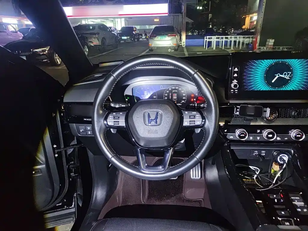 Honda CR-V PHEV — миниатюра 6