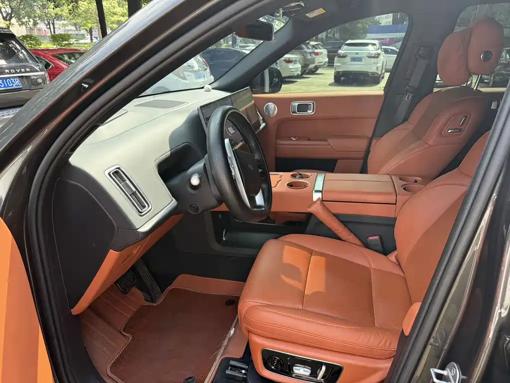 Li Auto Li L8 — миниатюра 4