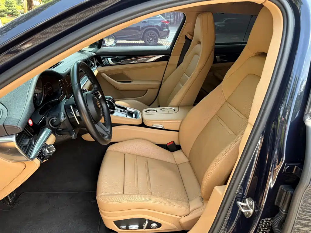 Porsche Panamera — миниатюра 5
