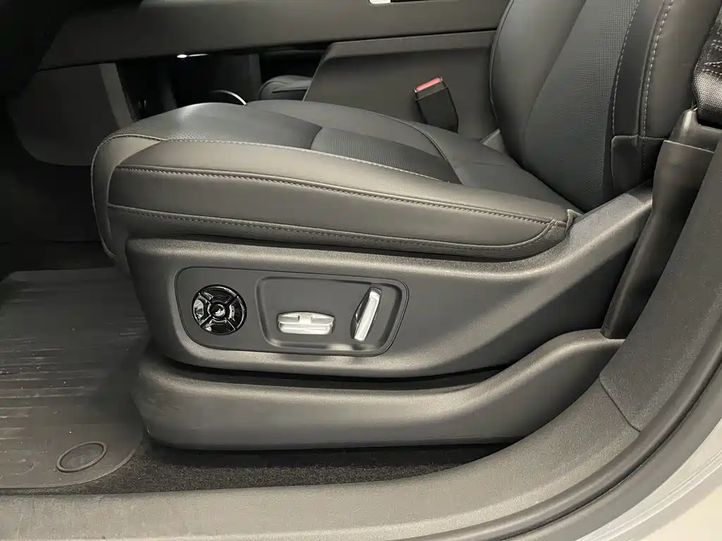 Li Auto Li L6 — миниатюра 26