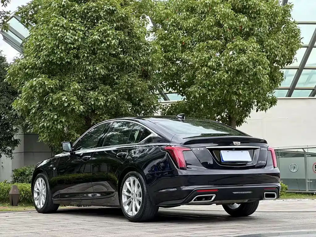 Cadillac CT5 — миниатюра 7