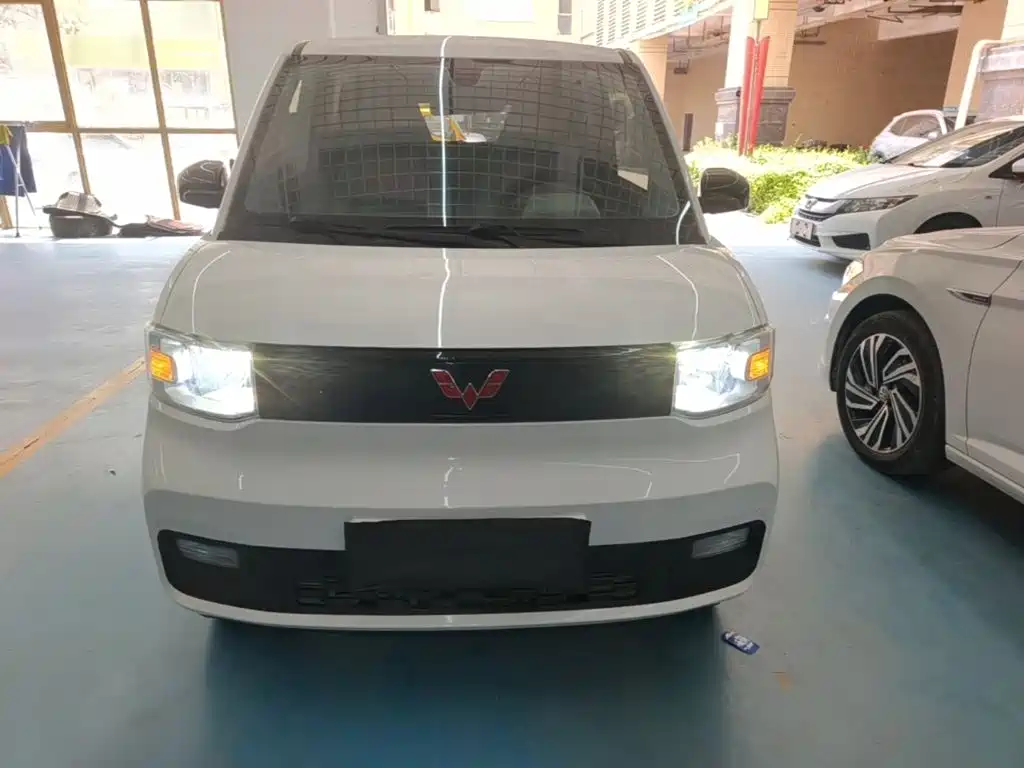 Wuling MINIEV — миниатюра 3