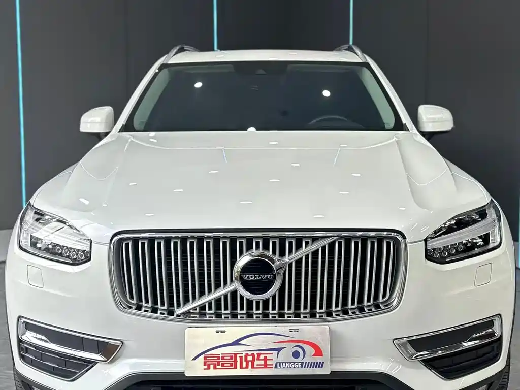 Volvo XC90 — миниатюра 2