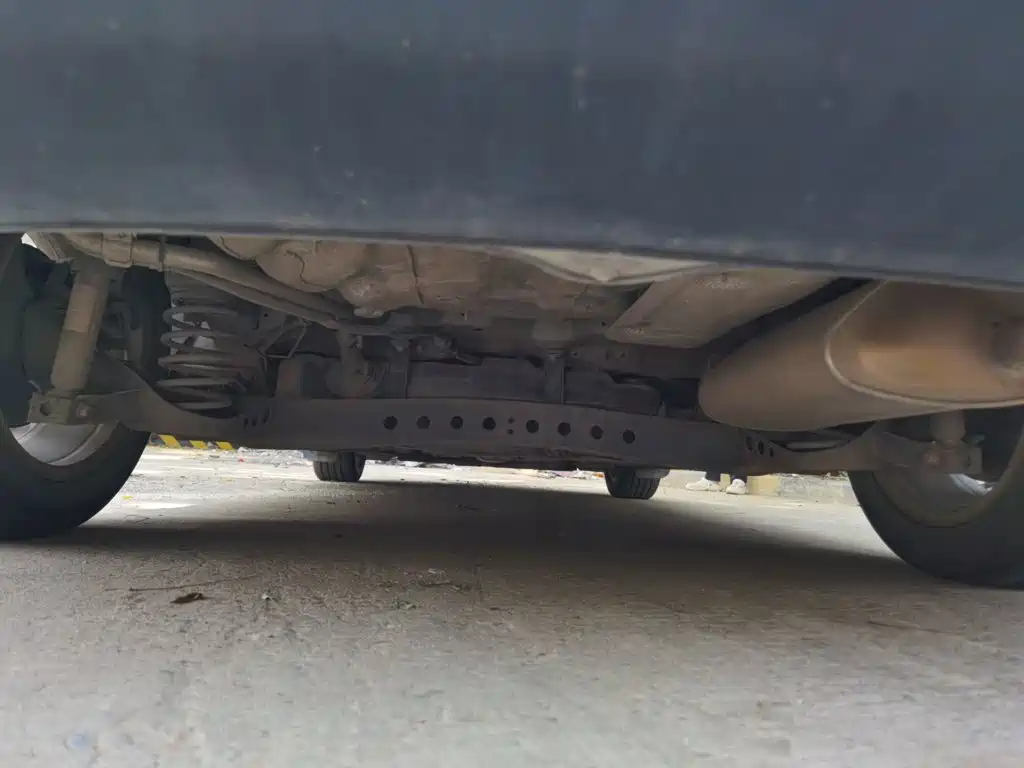 Roewe i5 — миниатюра 22