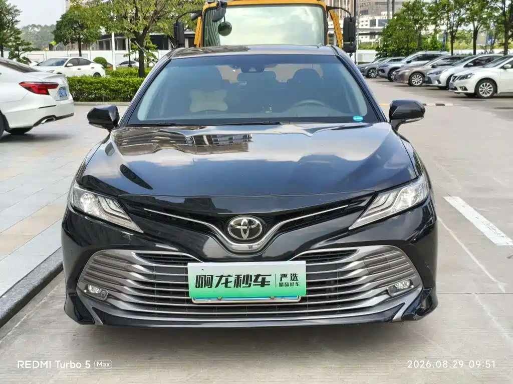 Toyota Camry — миниатюра 2