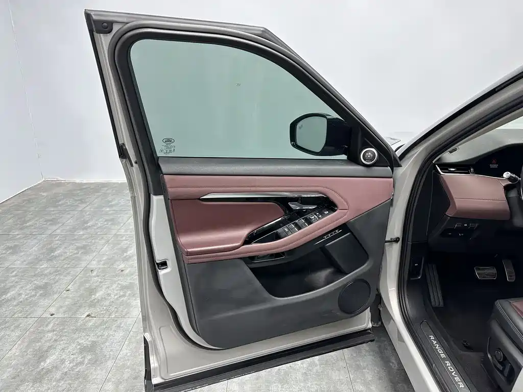 LAND ROVER RANGE ROVER AURORA