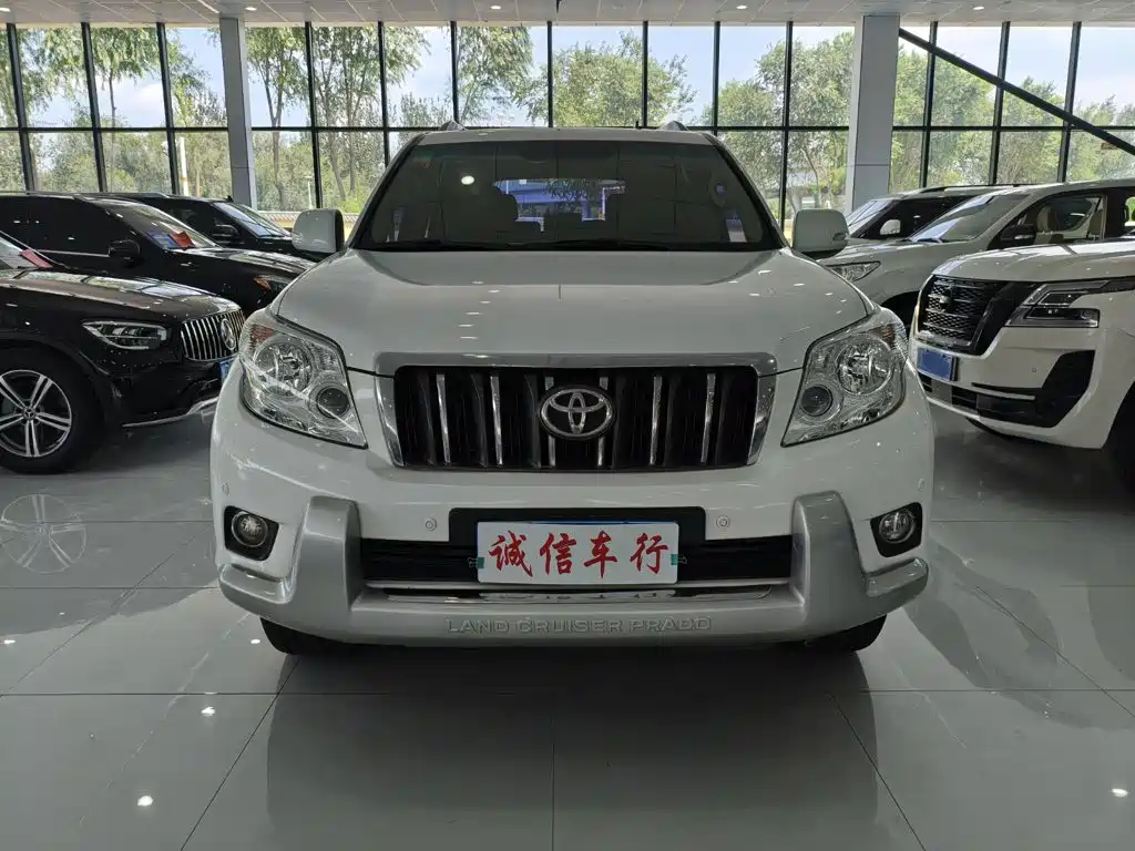 Toyota Prado 4.0L Auto TX, фото 2