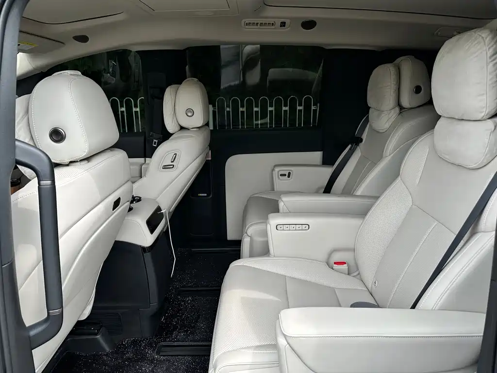 Li Auto Li MEGA — миниатюра 13