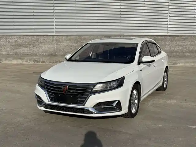 ROEWE  I6 NEW ENERGY 2018