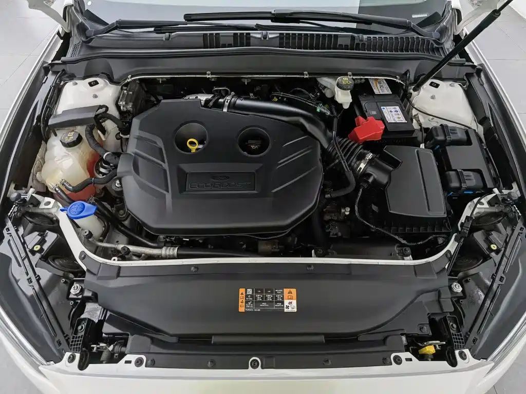 Ford Mondeo — миниатюра 6