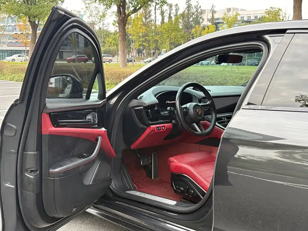 Porsche Panamera — миниатюра 6