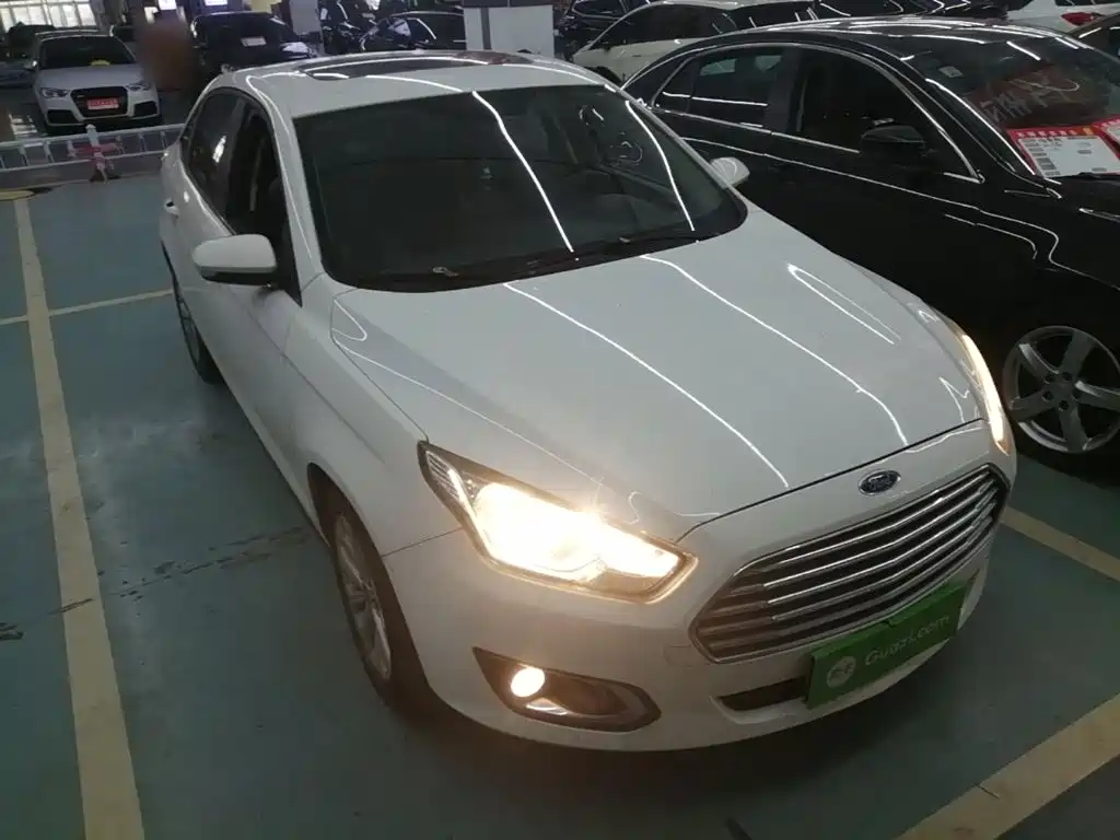 Ford Escort — миниатюра 4