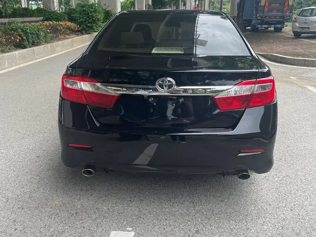 Toyota Camry 2012 2.5G Luxury