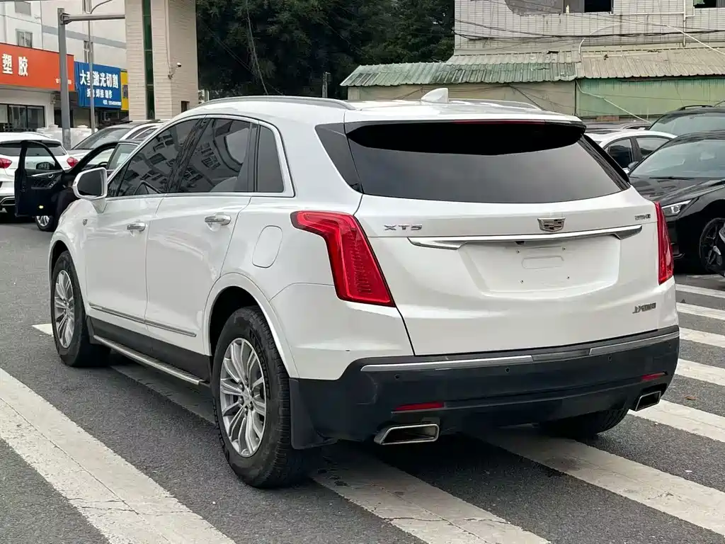 Cadillac XT5 — миниатюра 18