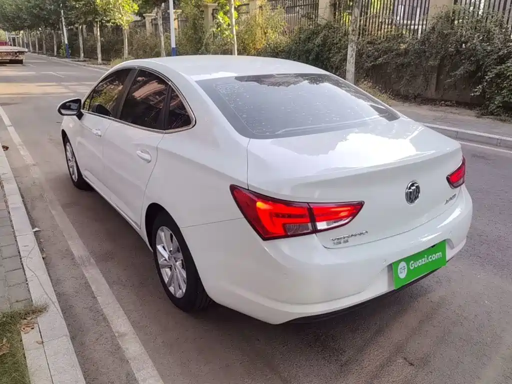 Buick Verano — миниатюра 5