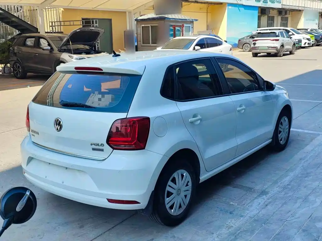 Volkswagen Polo — миниатюра 7
