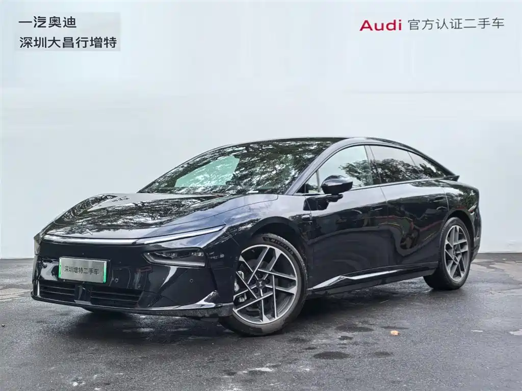 XPeng P7+