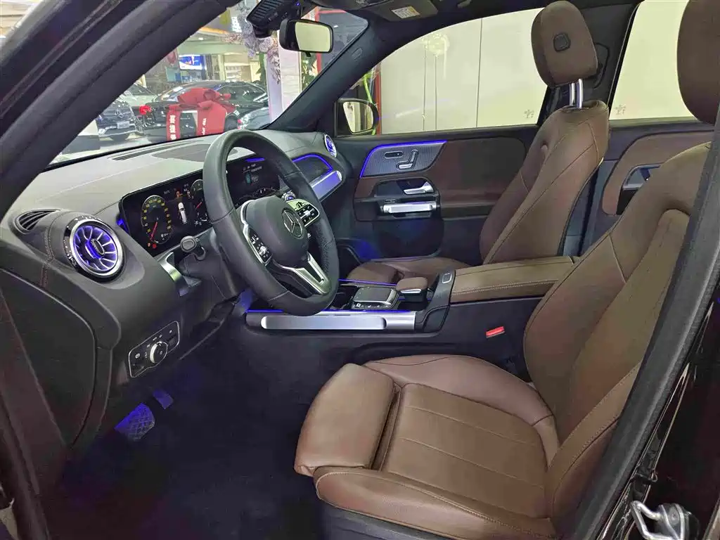 Mercedes-Benz GLB — миниатюра 4