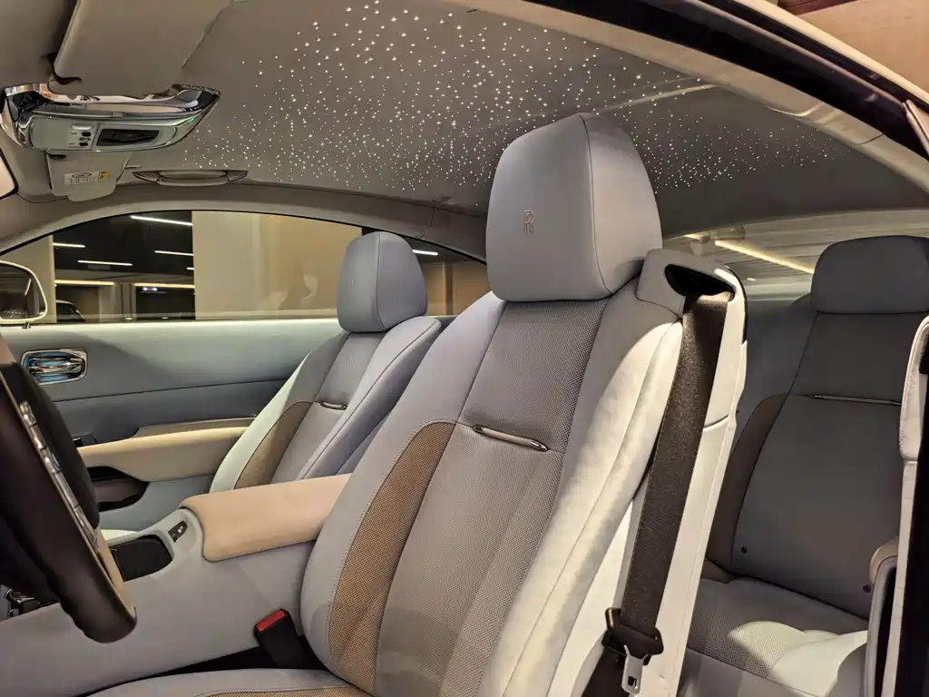 Rolls-Royce Wraith — миниатюра 9