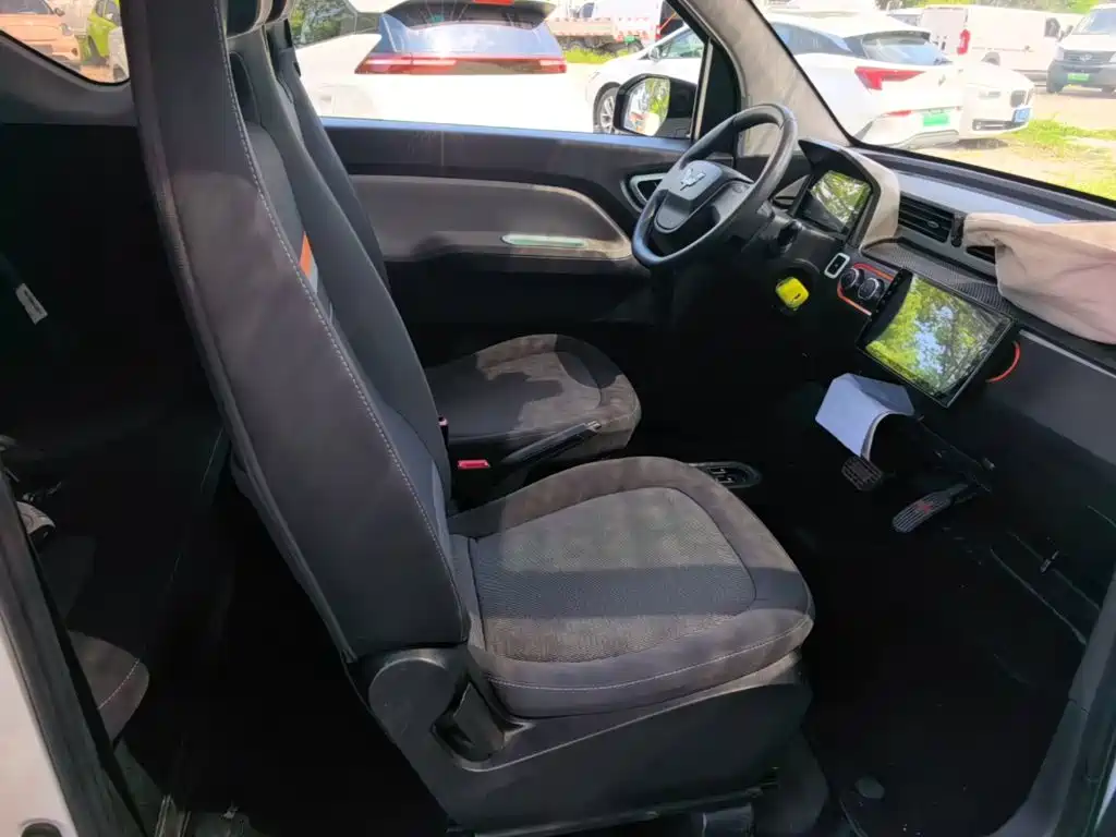 Wuling MINIEV — миниатюра 25
