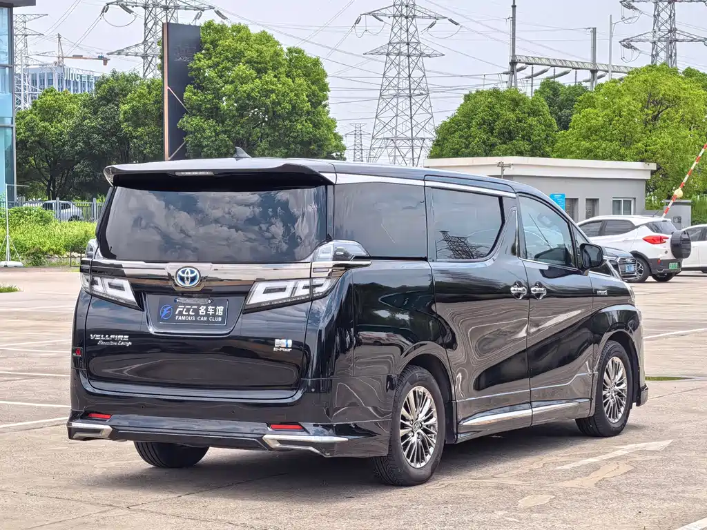 Toyota Vellfire — миниатюра 5