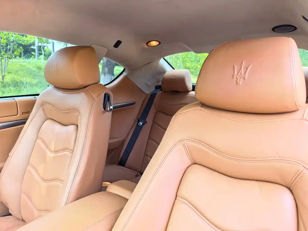 Maserati GranTurismo — миниатюра 10