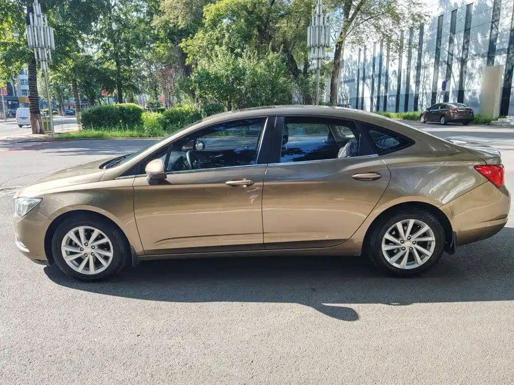Buick Verano — миниатюра 22