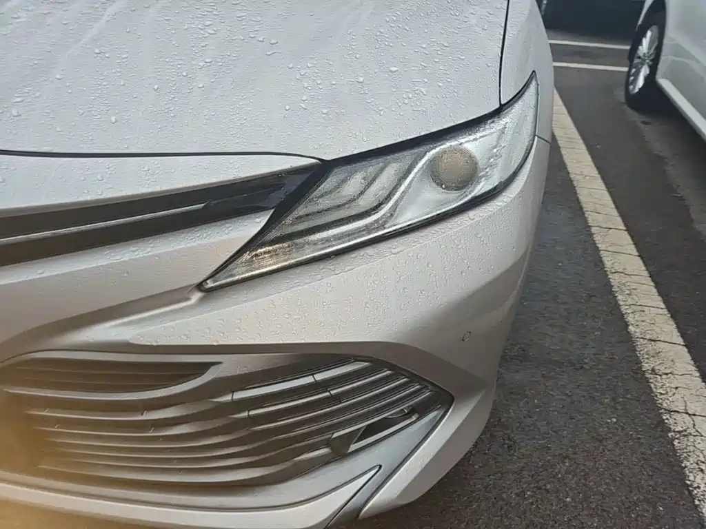 Toyota Camry — миниатюра 24