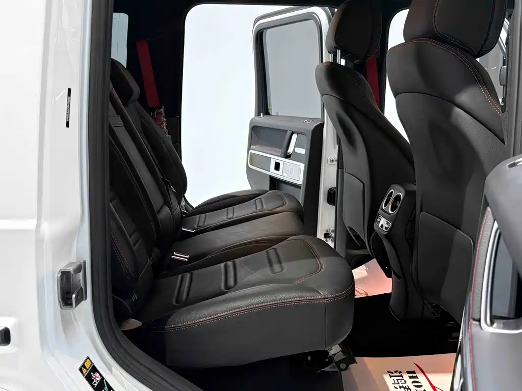 Mercedes-Benz G-Class — миниатюра 14