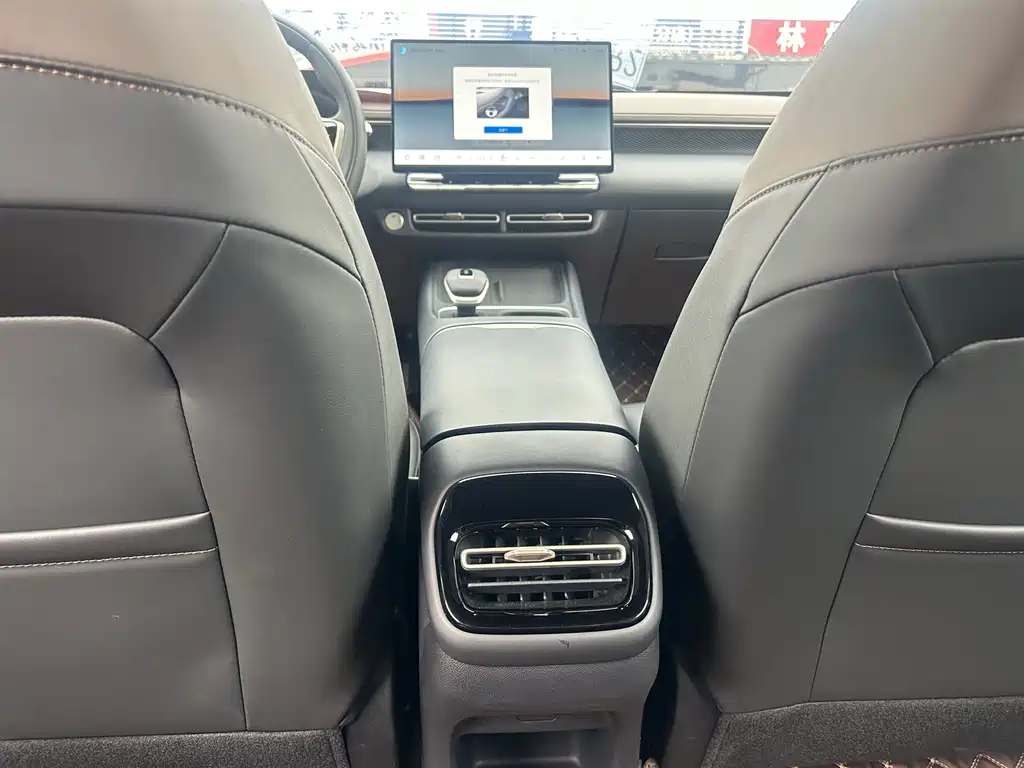 Changan Eado — миниатюра 8