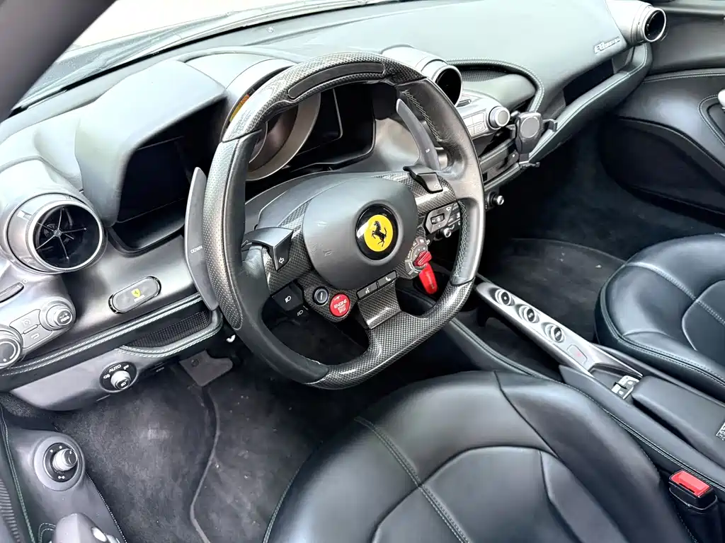 Ferrari F8 — миниатюра 5