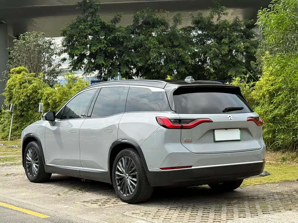 NIO ES8 — миниатюра 5