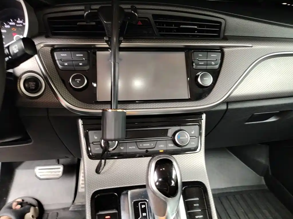 Geely Emgrand GS — миниатюра 15