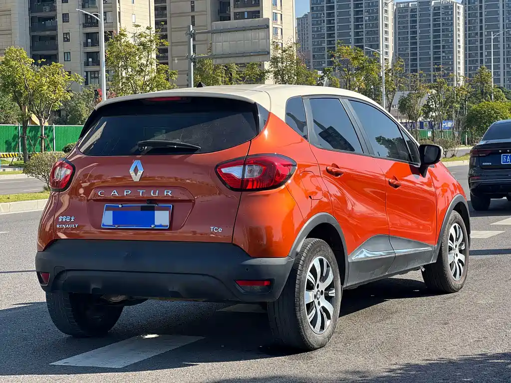 Renault Captur — миниатюра 7