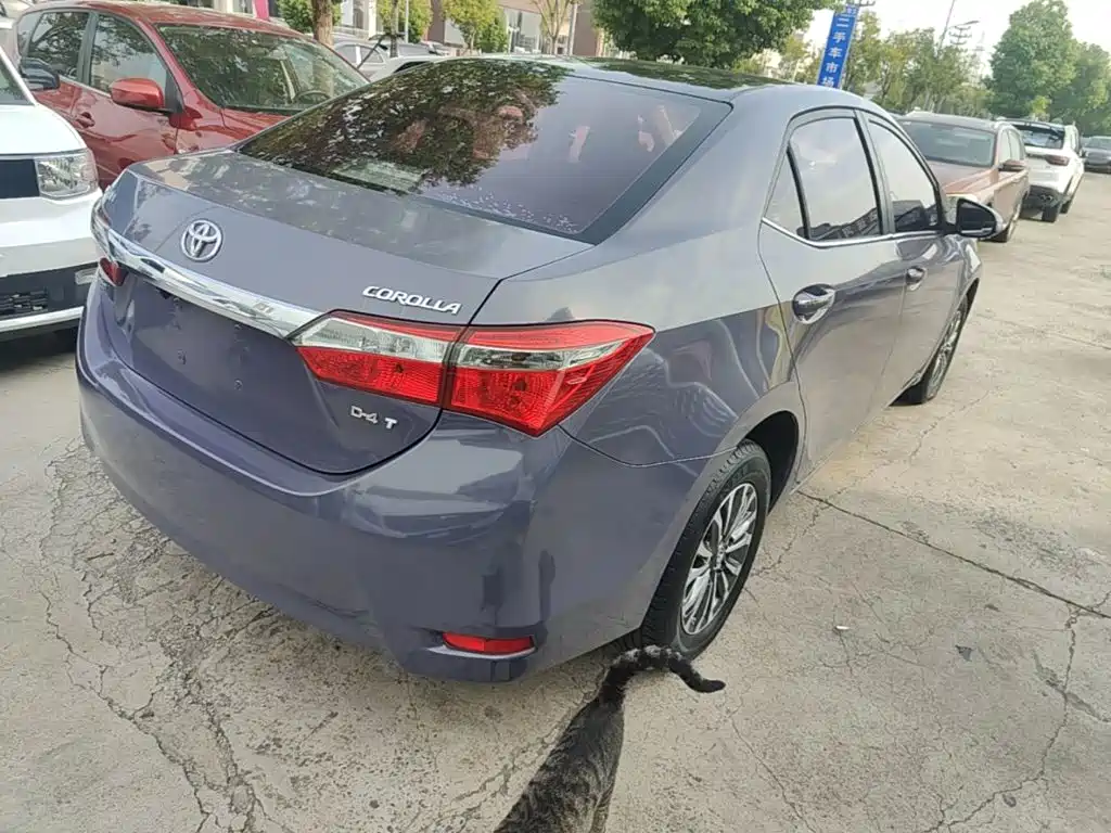 Toyota Corolla — миниатюра 8