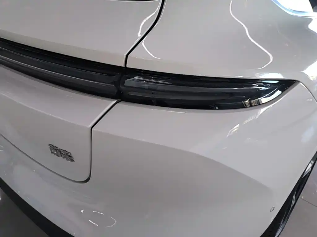 NIO ET5T — миниатюра 8