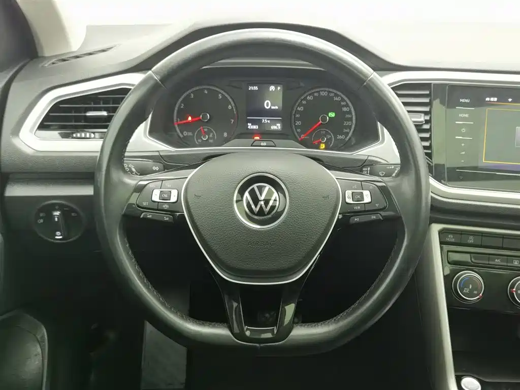 VOLKSWAGEN T ROC EXPLORING SONGS
