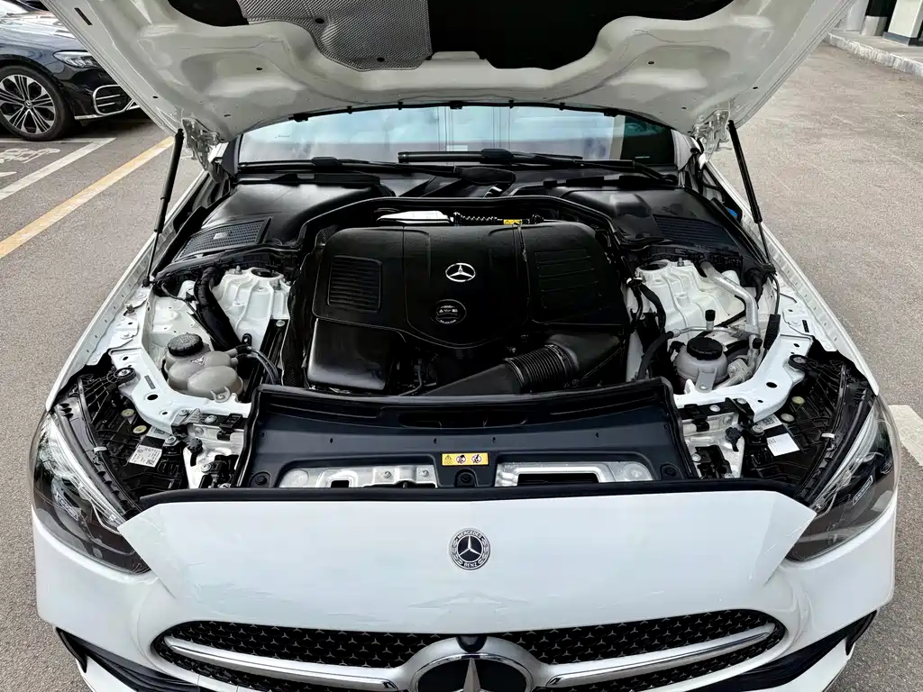 Mercedes-Benz C-Class — миниатюра 30